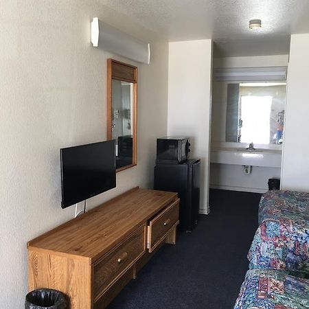 Country Inn Motel San Antonio Eksteriør billede