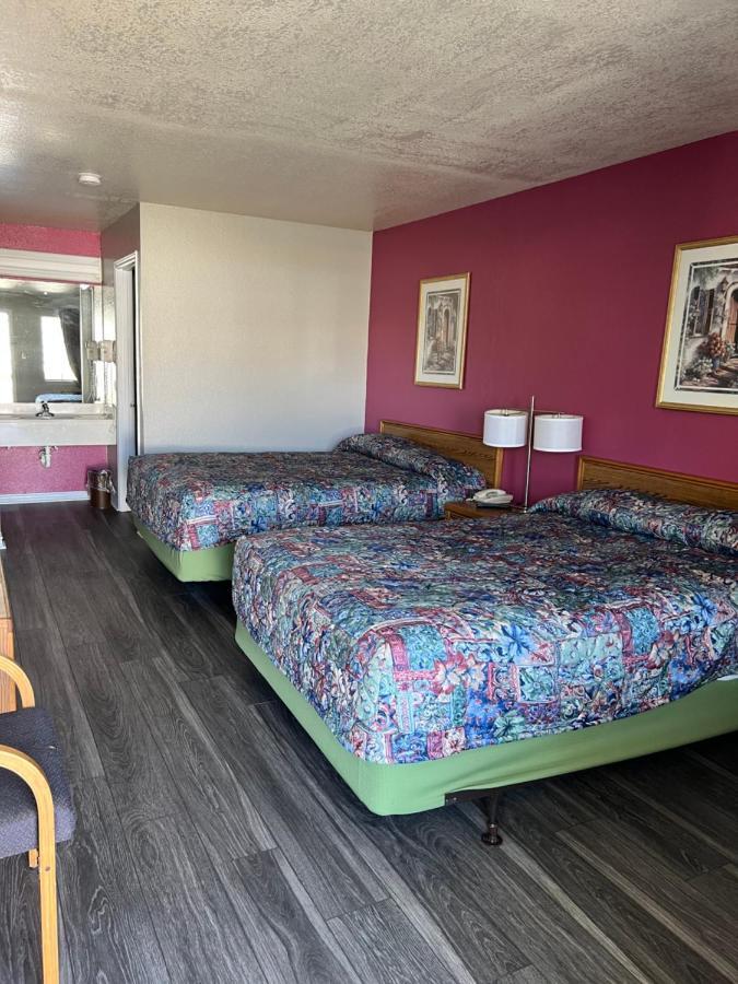 Country Inn Motel San Antonio Eksteriør billede