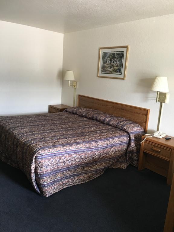 Country Inn Motel San Antonio Eksteriør billede